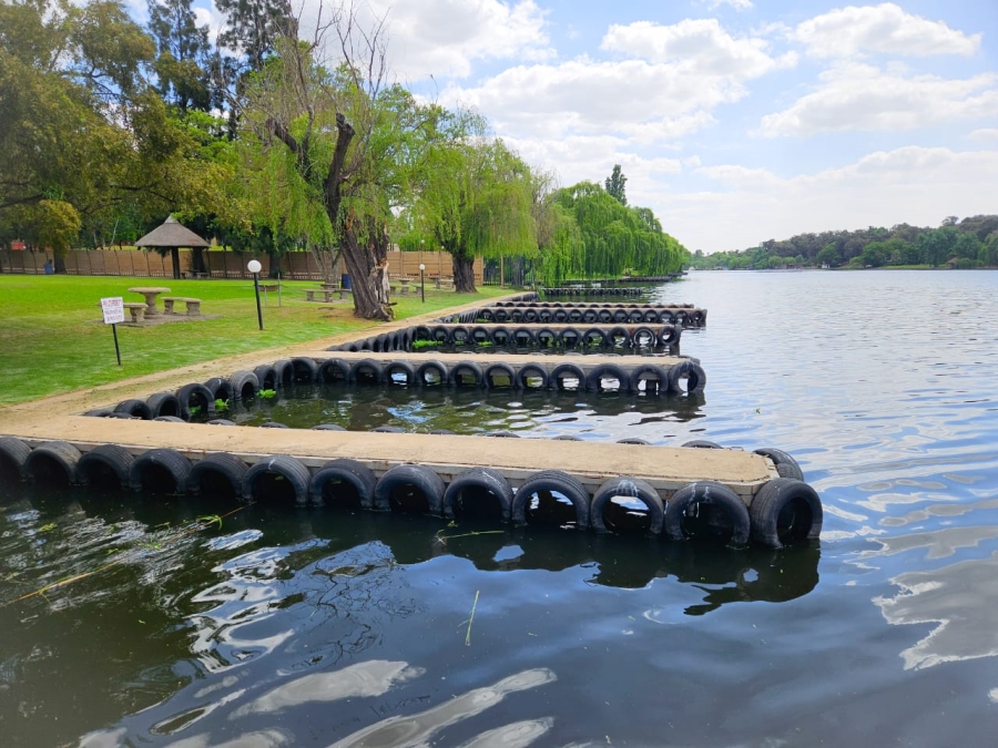 5 Bedroom Property for Sale in Maraldi Estate Free State